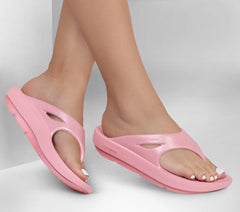 GO RECOVER Refresh - Glitzy | Skechers near me