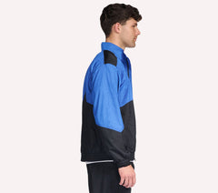 GO SHIELD Pace Jacket | Skechers online shop