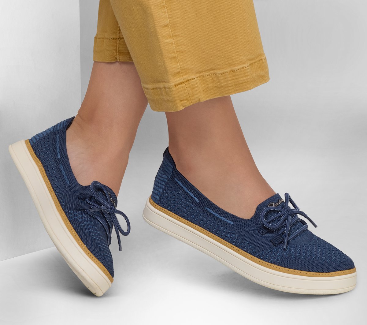 Coastal Drive | Skechers discount