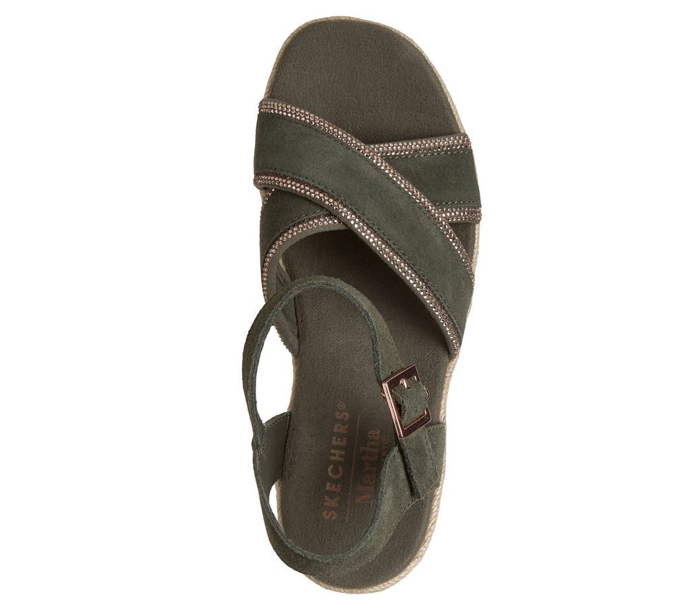 Martha Stewart: Iris - Modest Queen | Skechers online shop