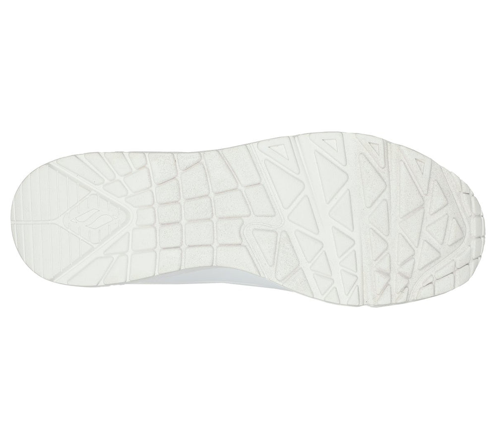 UNO - Stand On Air | Skechers on sale