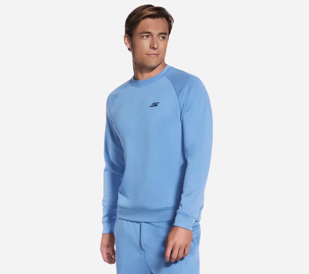 SKECHCLOUD Elevate Crew | Skechers online shop