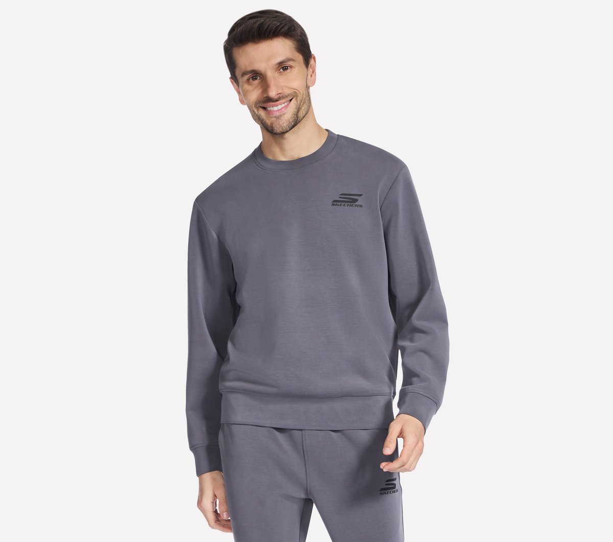 SKECHCLOUD Elevate Crew | Skechers online shop